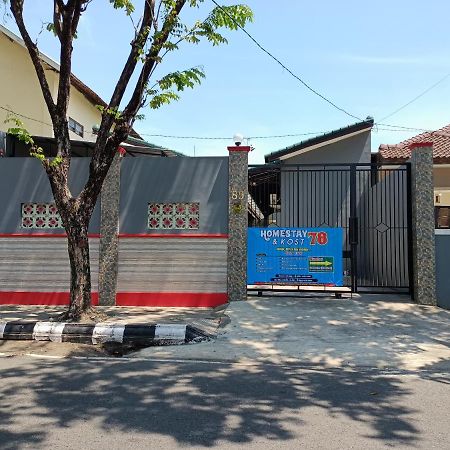 Homestay Dan Kost 78 ジェパラ エクステリア 写真