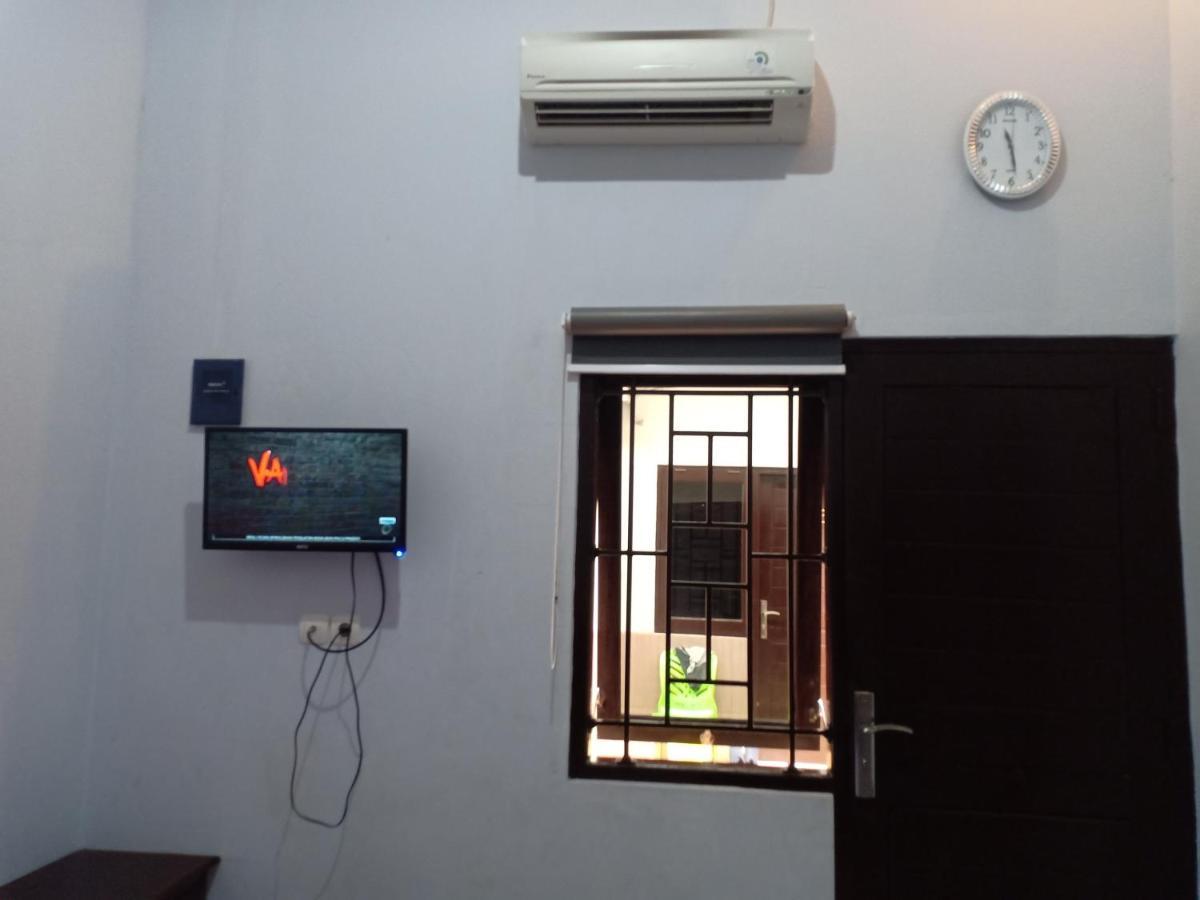 Homestay Dan Kost 78 ジェパラ エクステリア 写真