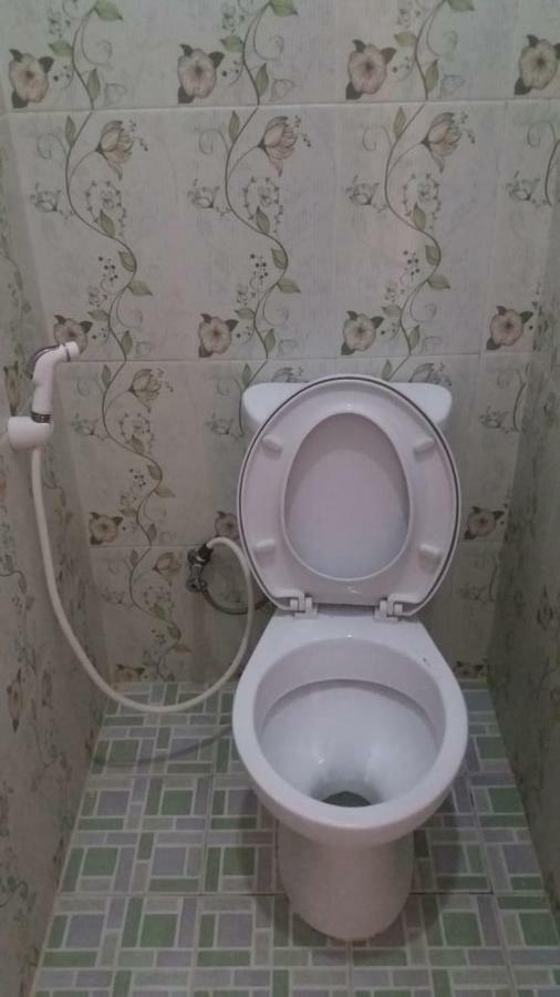 Homestay Dan Kost 78 ジェパラ エクステリア 写真